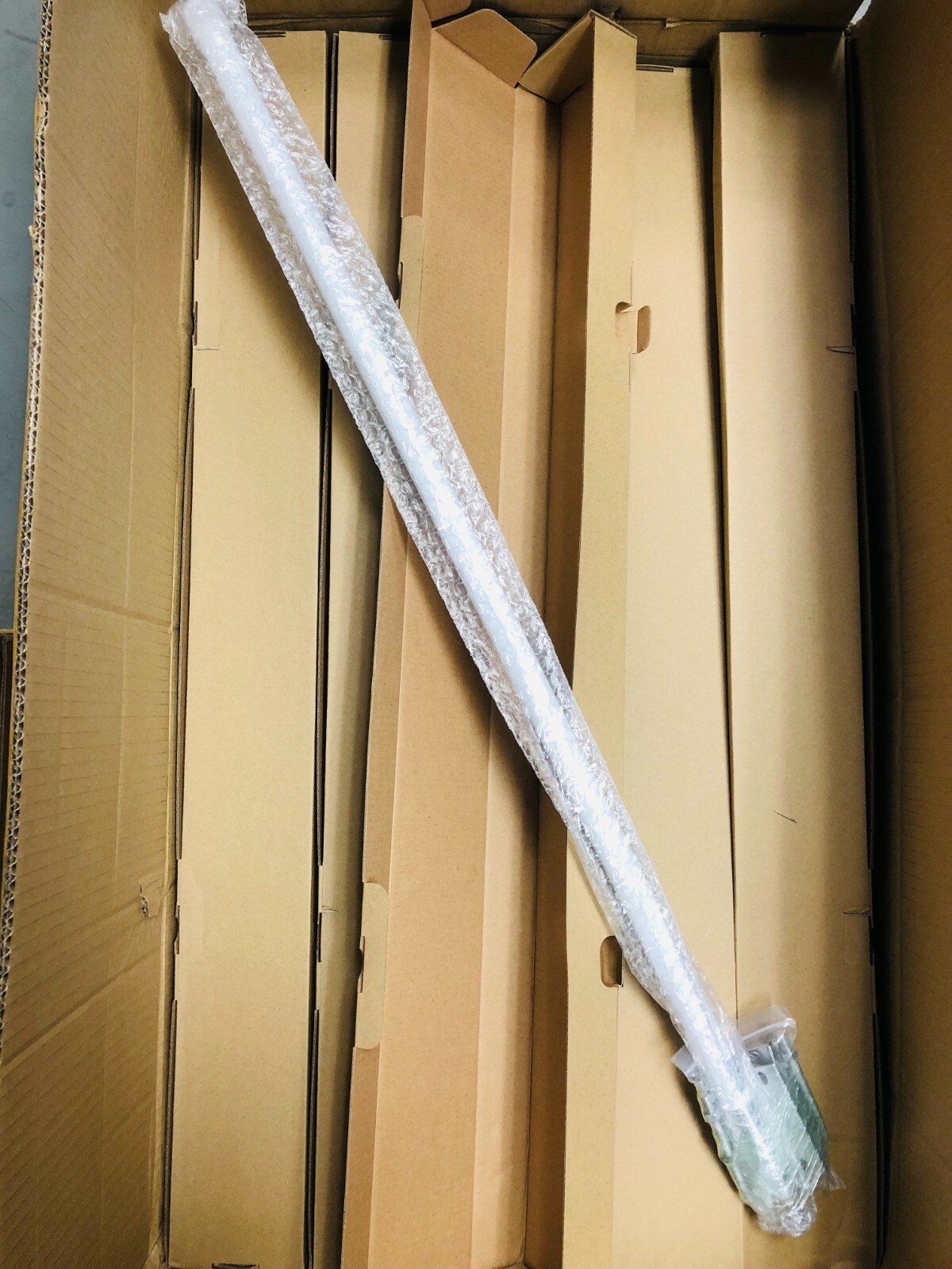Fiberglass Helium 5.8dBi High-Performance® Antenna USA 915Mhz N Female Connector