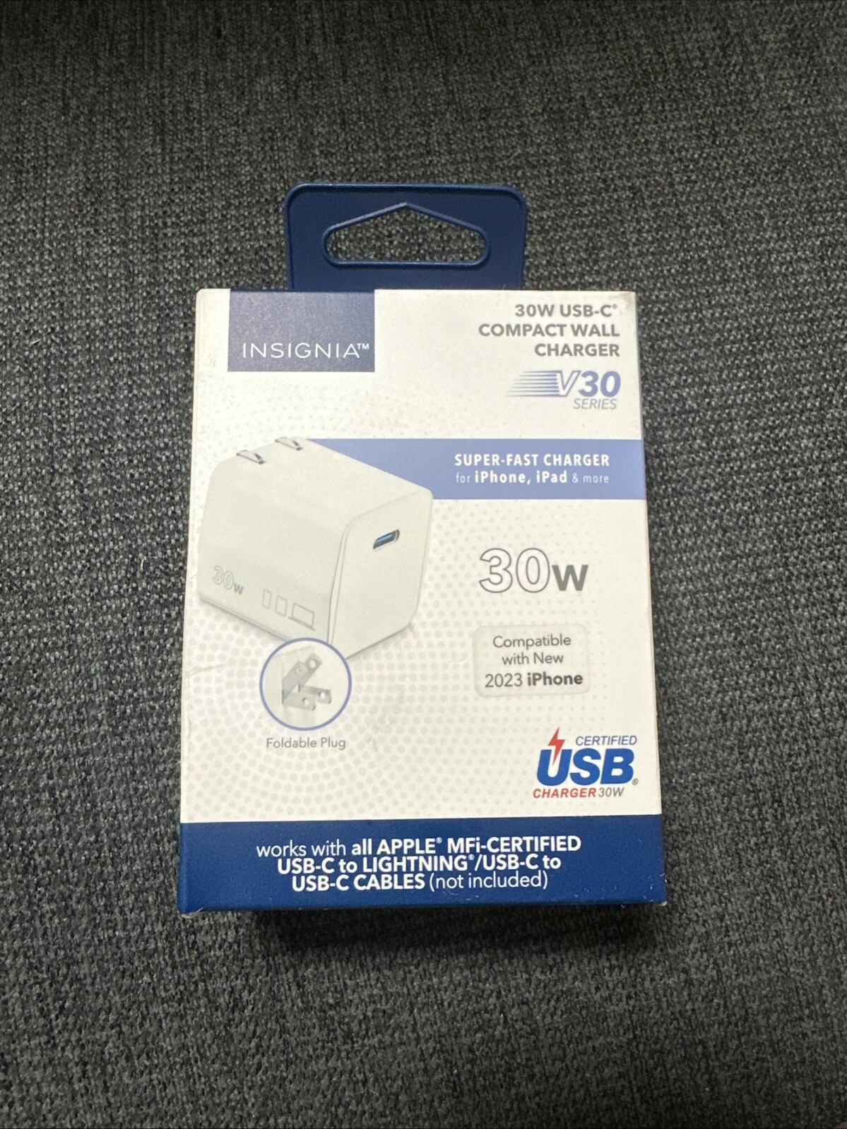Insignia - 30W USB-C Compact Wall Charger for MacBook Air, iPad NS-PW330C1G23