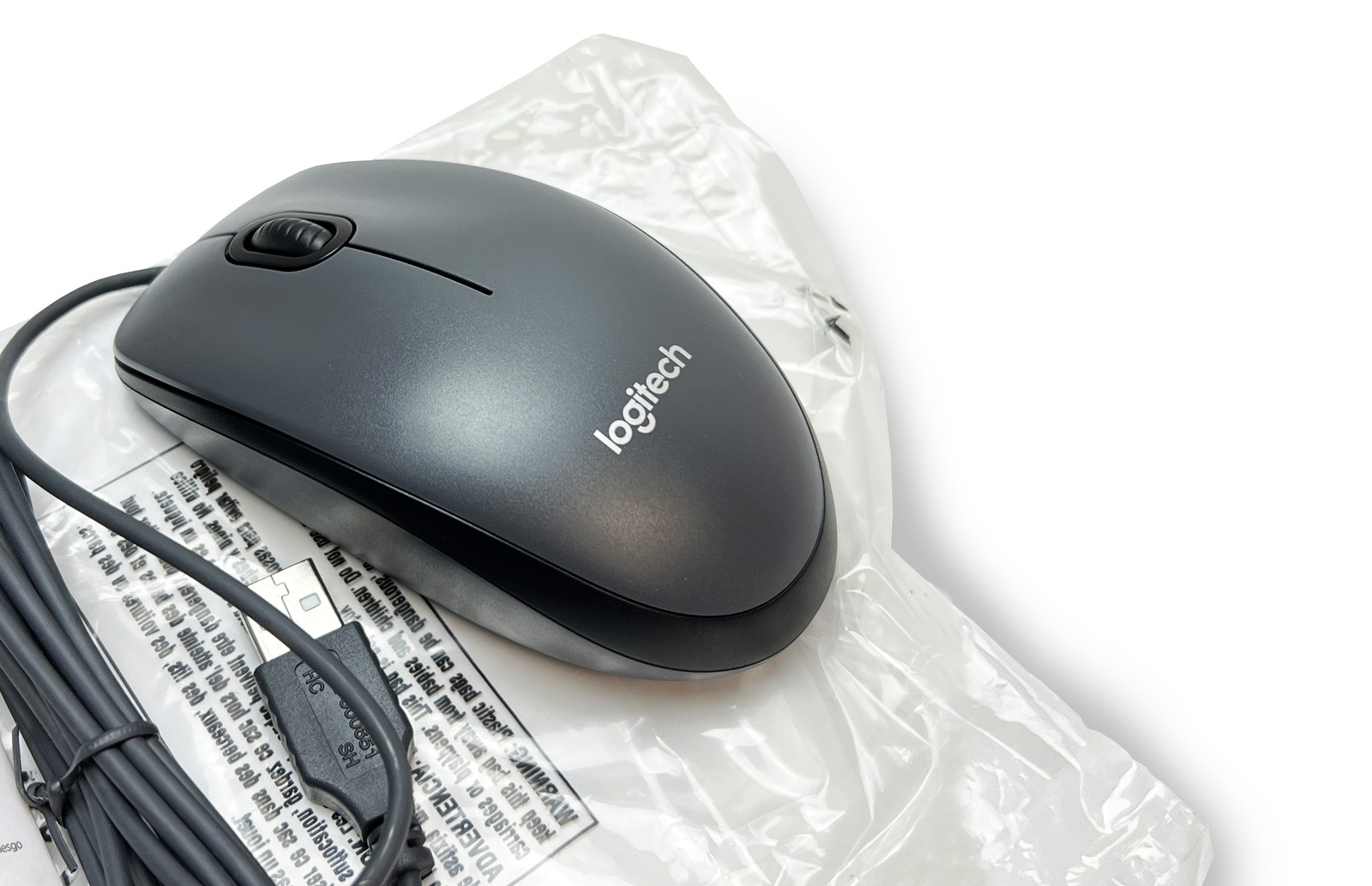 Logitech M100 USB Optical Wired Mouse, Black 910-001601