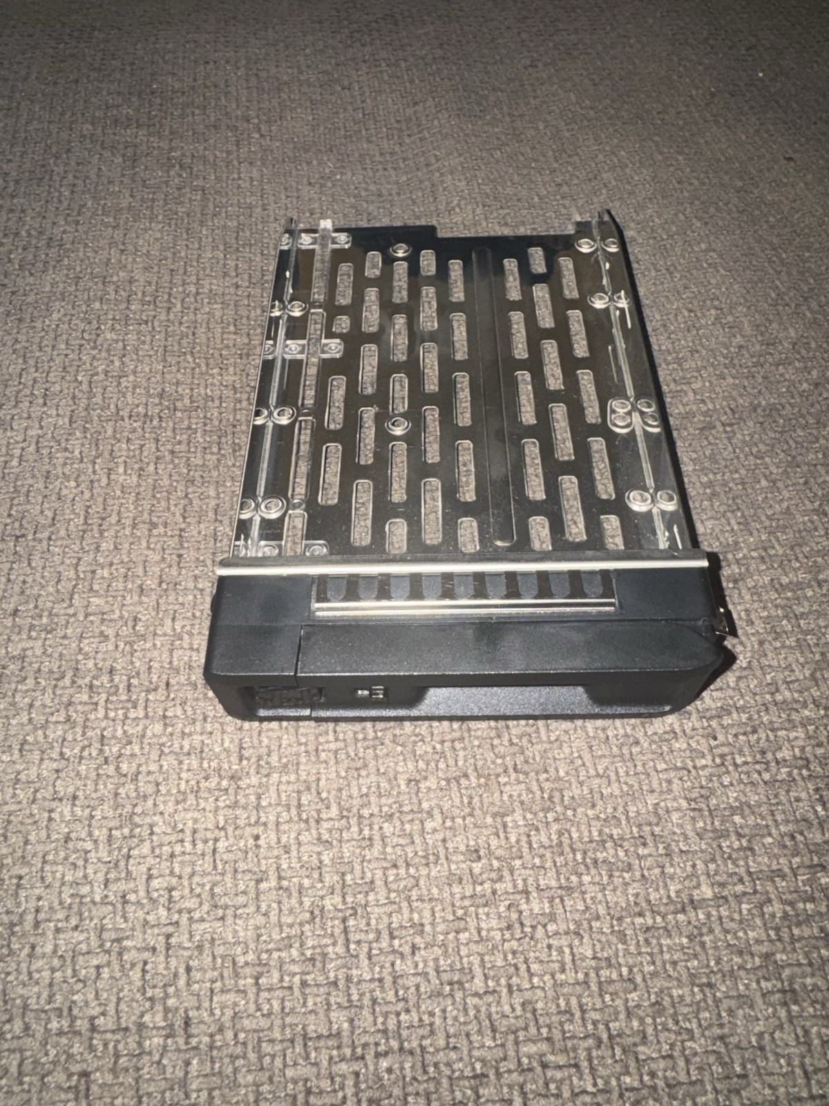 Synology Drive Caddy (R7) Disk Tray ( R7) 2.5" / 3.5" Black