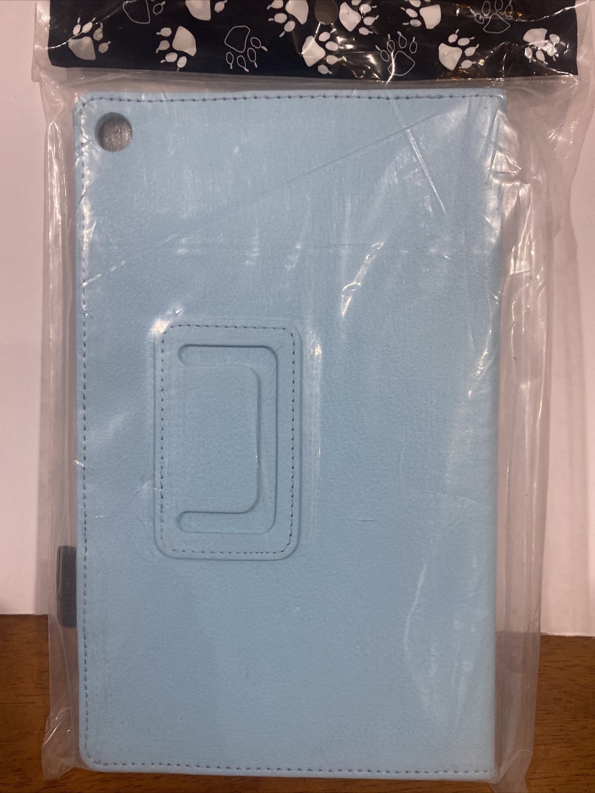 Bear Motion Smart Cover Case for Fire HD 8.  Light Blue. E7