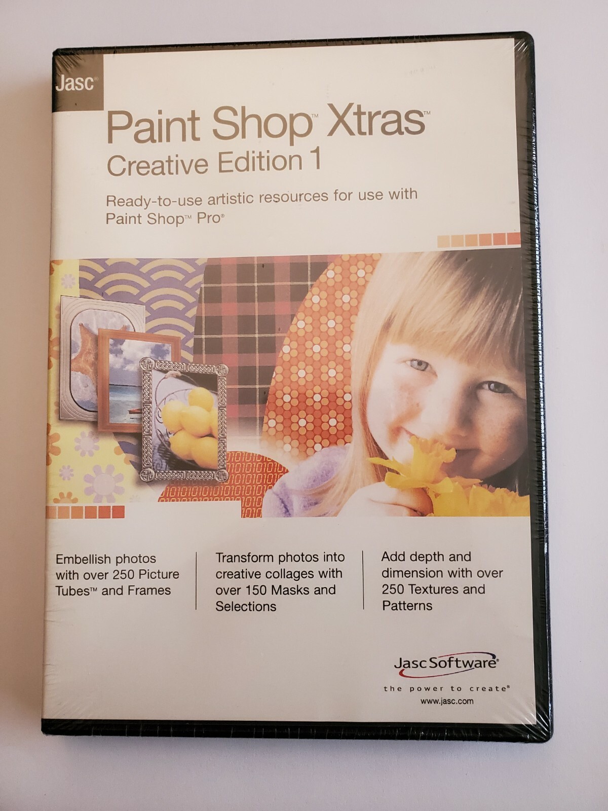 Paint Shop Xtras Creative Edition 1 CD ROM WIN 98SE/NT4 SP4/2000/ME/XP 