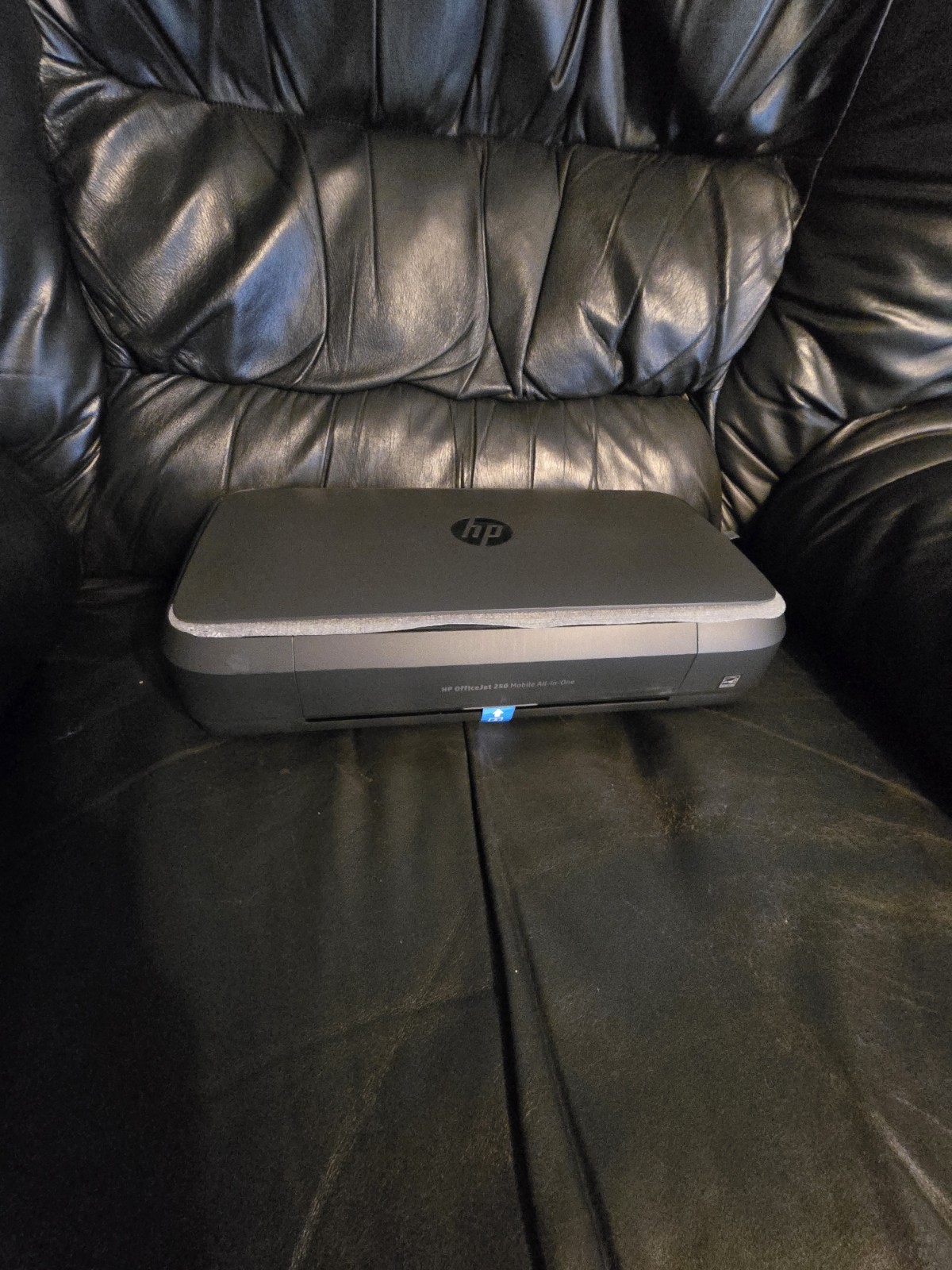 HP OfficeJet 250 Mobile All-in-One Portable Printer New / NO Box Whs3