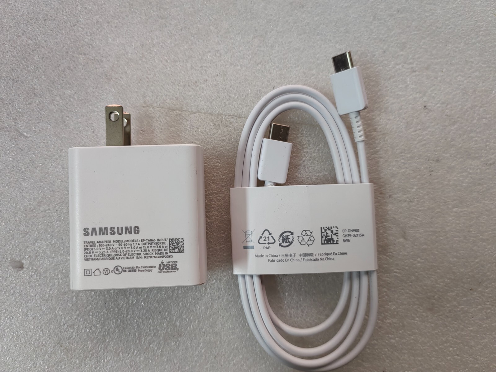 For Samsung Galaxy Book4 NP960XMB-KB1US EP-TA865 20V 3.25A USB-C 65W Charger