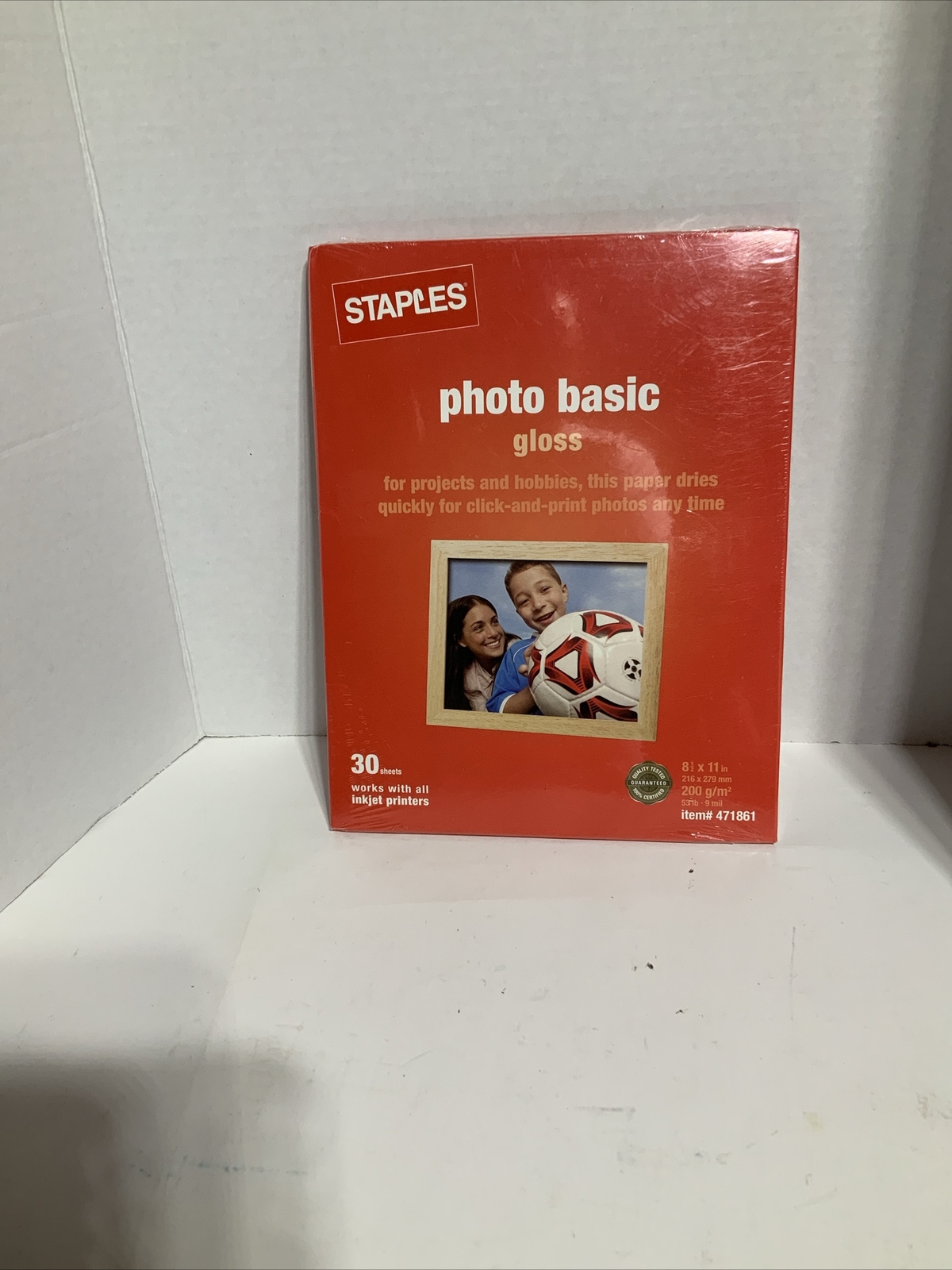Staples Photo Basic GLOSS Paper 30 ct. 8.5 x 11 For Ink Jet Printer 471861  NEW 