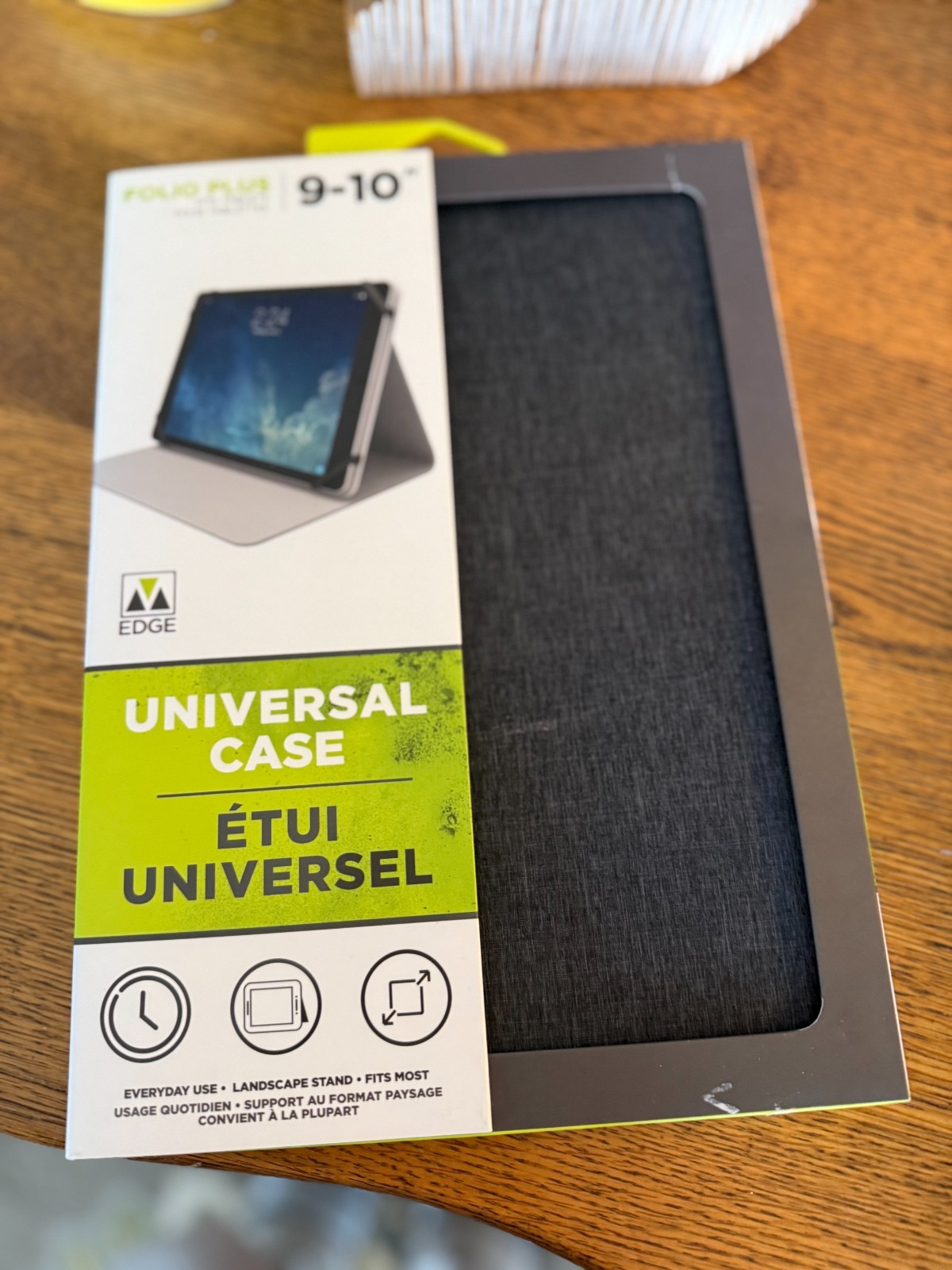 MEDGE M-Edge Folio Plus Universal Tablet Case 9-10 Inch Black New