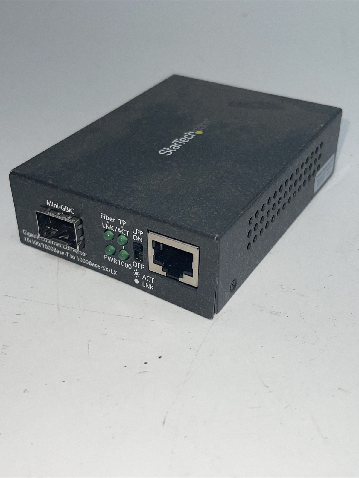 Startech.com Gigabit Ethernet Fiber Media Converter - Compact - 850nm Mm Lc -