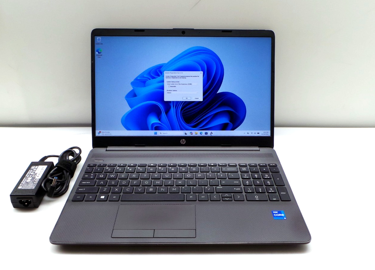 HP 250 G8 Notebook PC 15.6" | i5-1135G7 2.4GHz | 16GB RAM 256GB SSD | WIN 11 PRO
