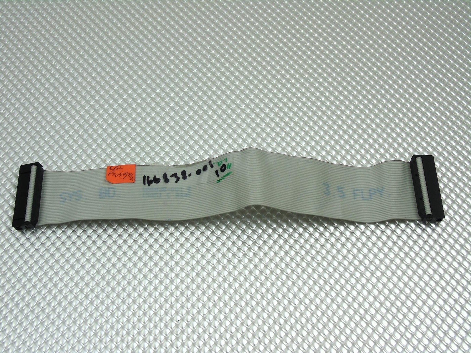 Compaq ProSignia IDE Floppy Drive Cable Single Device 10" (34 Pin) - 166838-001