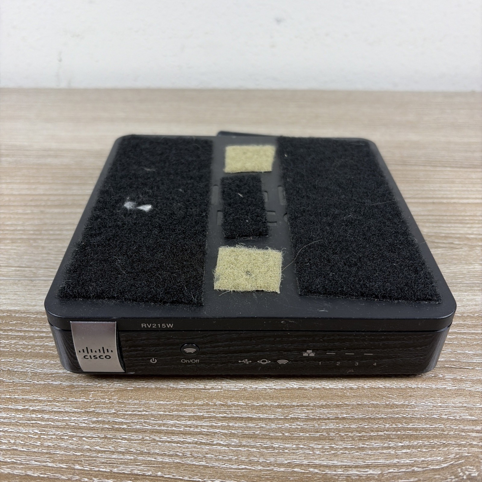 Cisco RV215W Wireless-N VPN Firewall & Adapter  - EB0O428-9D No Cord Untested