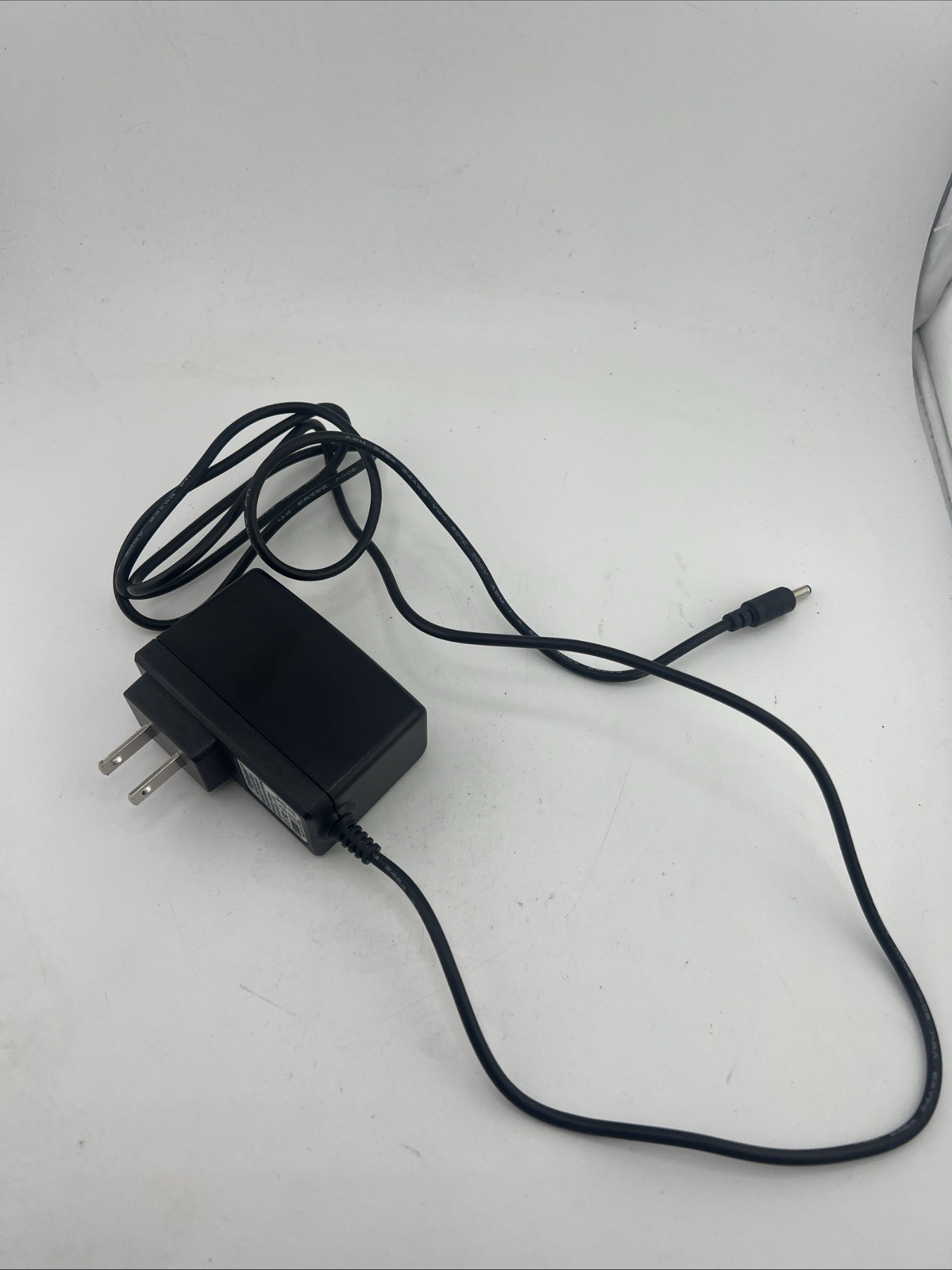 Upbright HC14040510 AC Adapter 1000mA