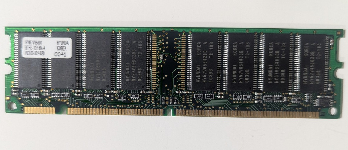 Hyundai 64MB PC100 SDRAM DIMM Memory Module HYM7V65801 BTFG-10S BA-A