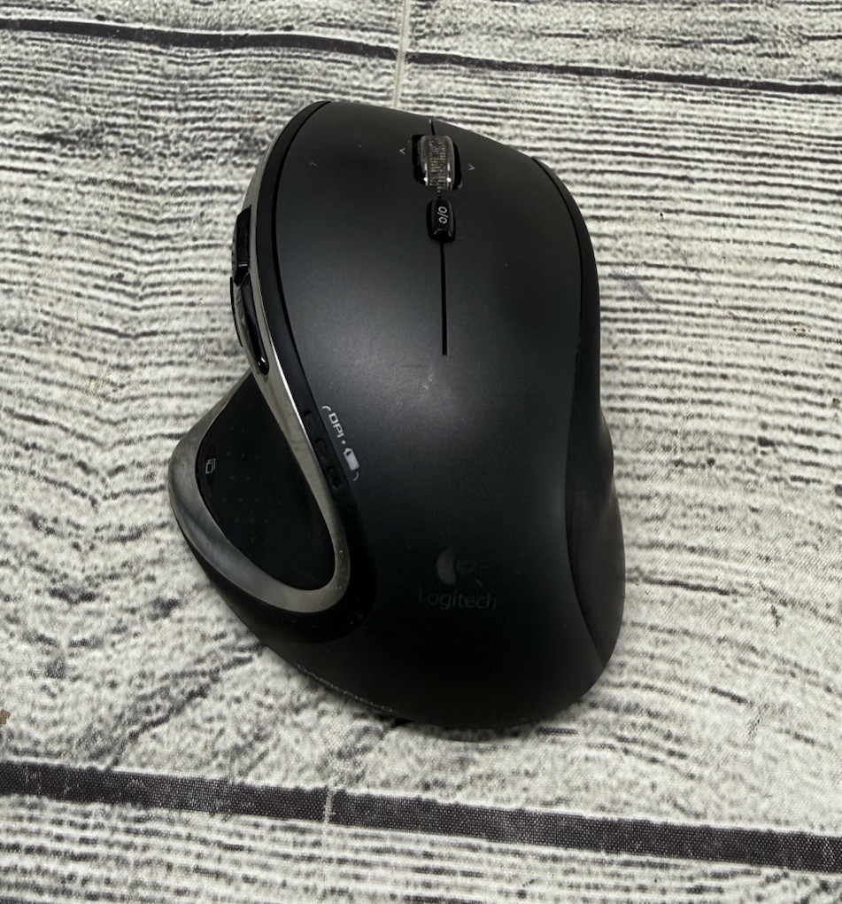 Logitech Performance MX M-R0007 Darkfield Black Wireless Mouse NO Dongle