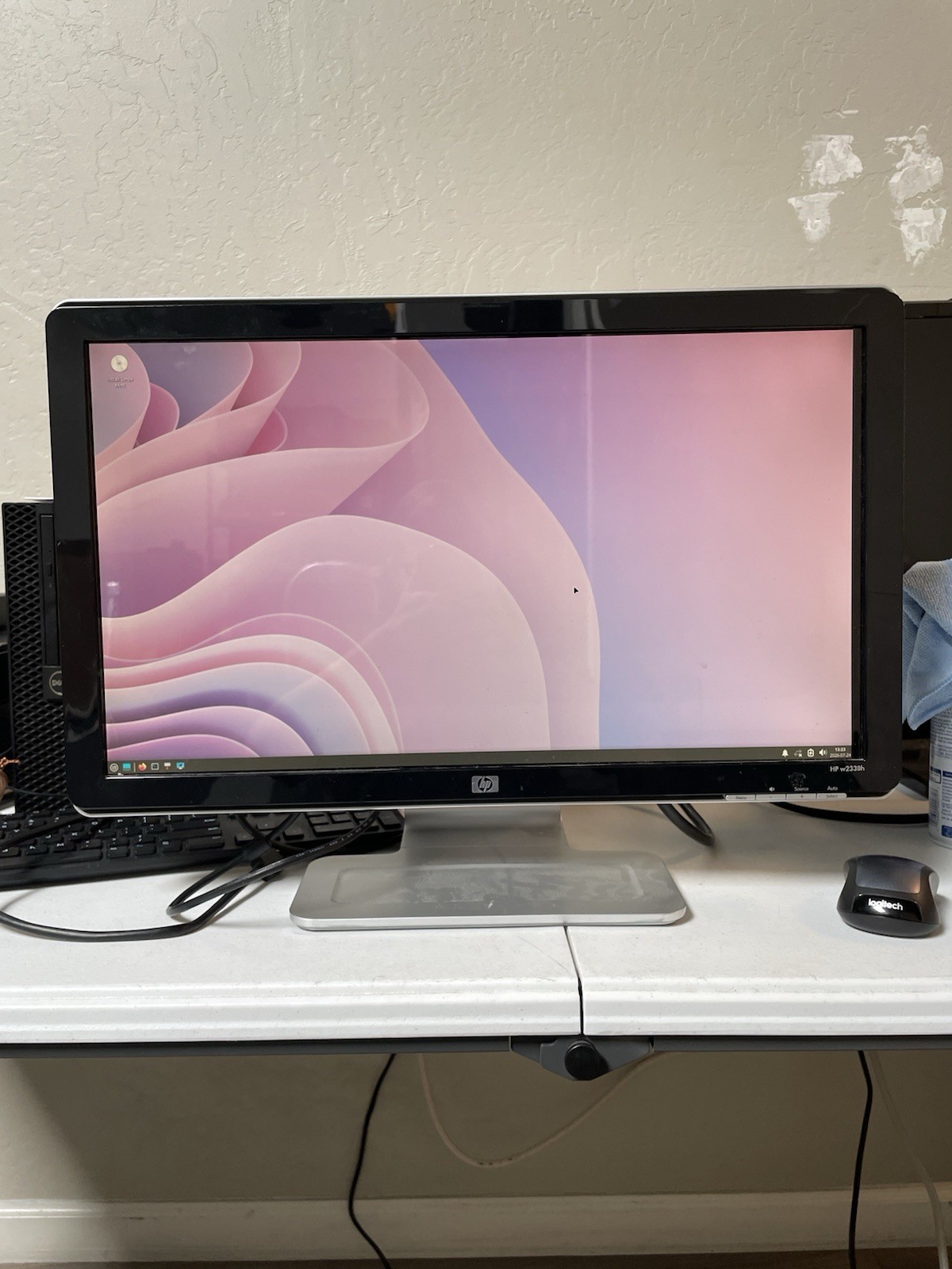 HP w2338h 23" Wide LCD TFT Monitor - Tested