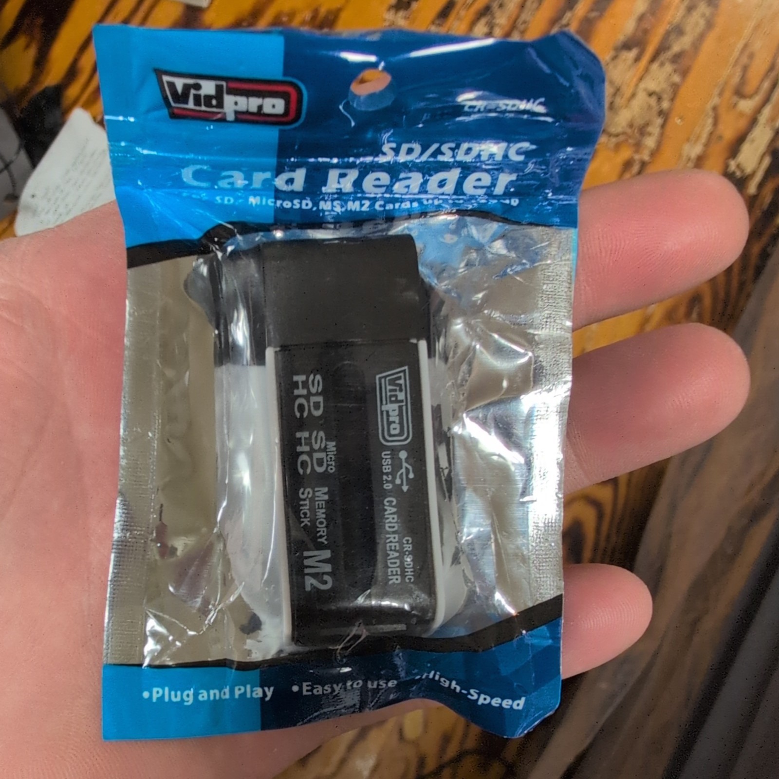 Vidpro SD/SDHC Card Reader SD, MicroSD, MS and M2 Cards