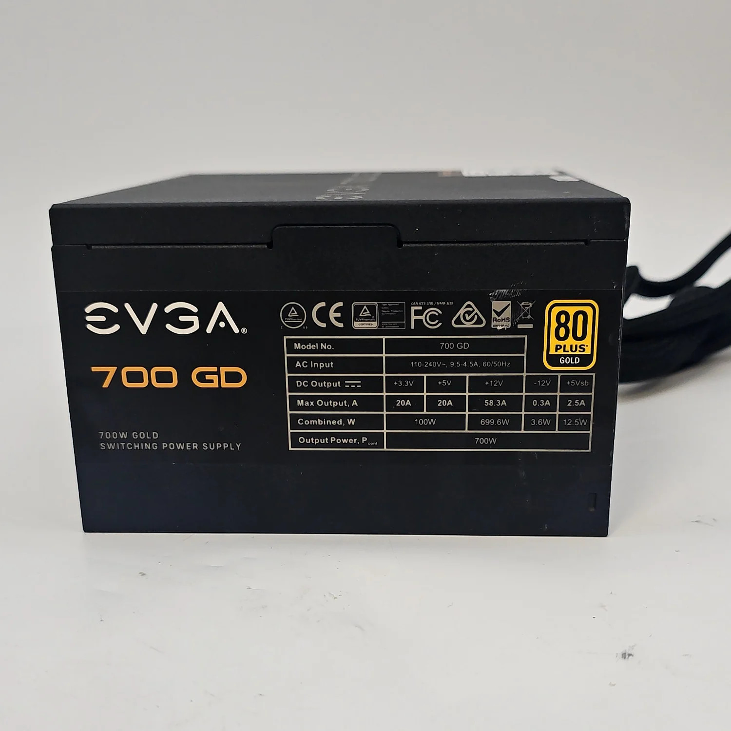 EVGA 700 GD GD-0700-V1 80 Plus Gold 700W Non Modular Power Supply