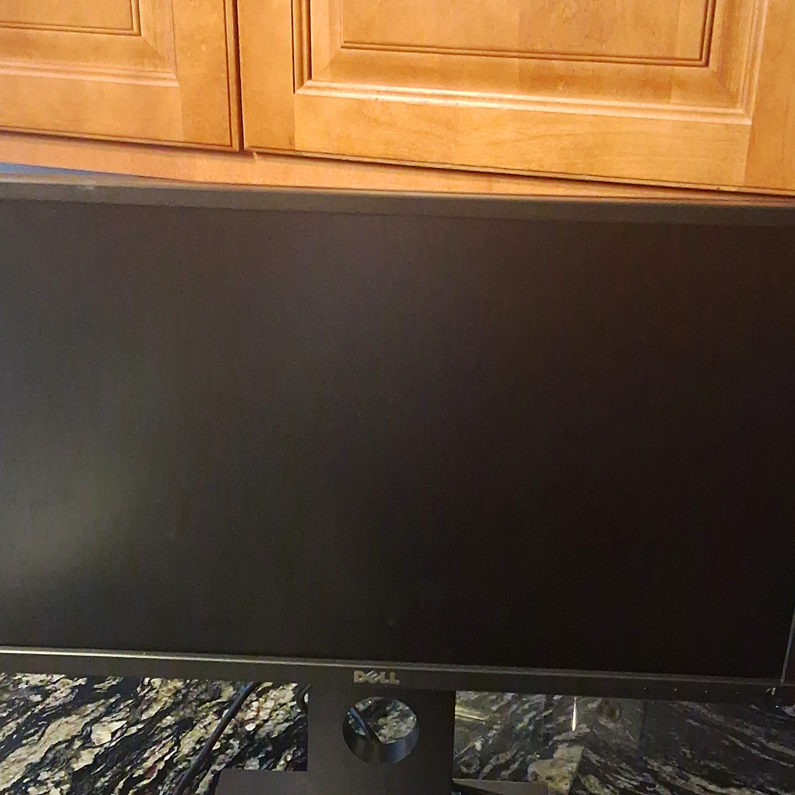 Dell 27 in Black Flat Screen Monitor, HDMI Input, 16:9 Aspect Ratio