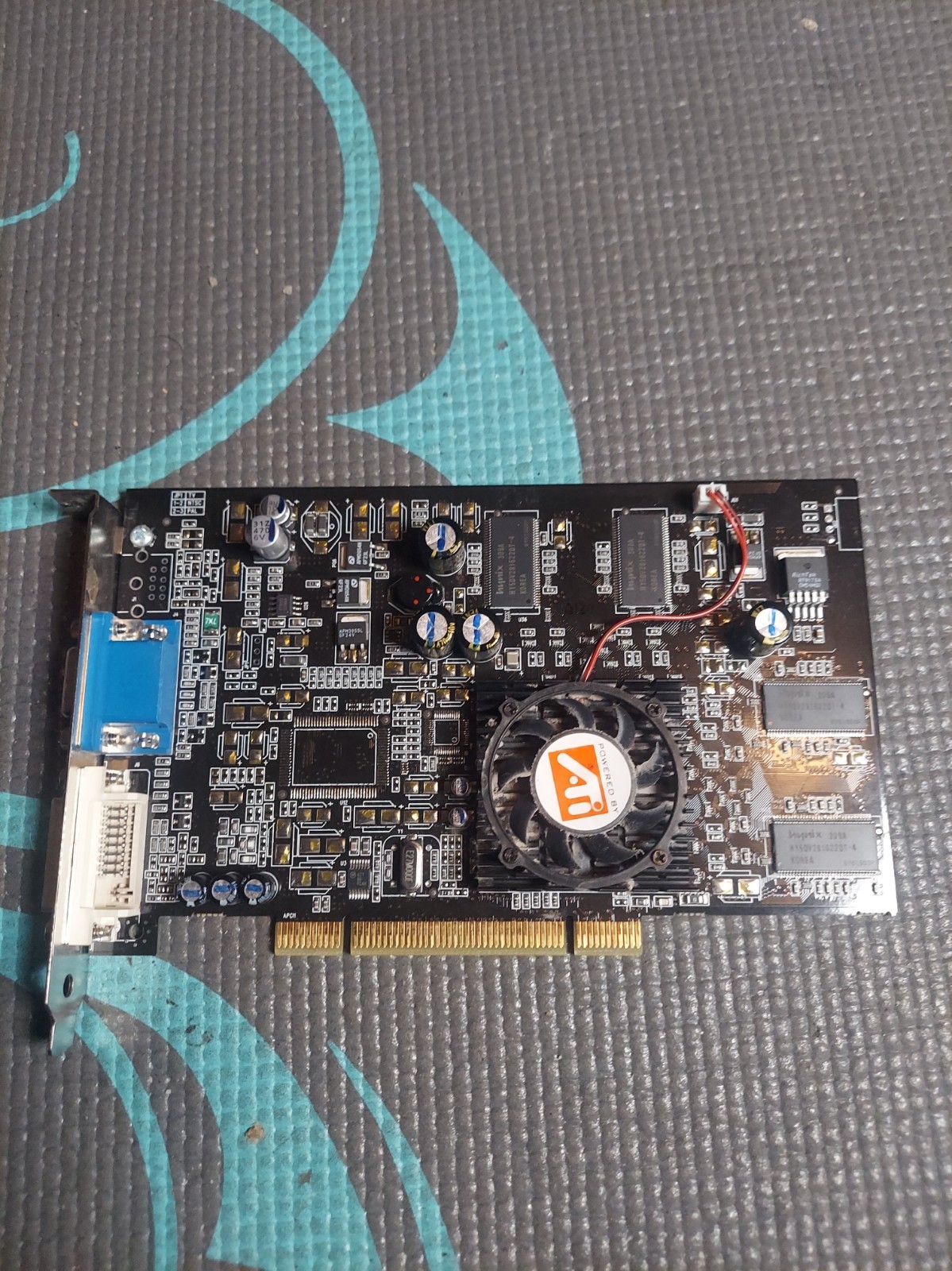 SAPPHIRE ATI Radeon 9100 128MB DDR PCI Graphics Card VGA+DVI-D. WORKING