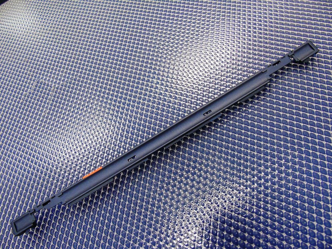 Genuine Sony Vaio FXA36  Laptop Leyboard  Hinge Cover Trim