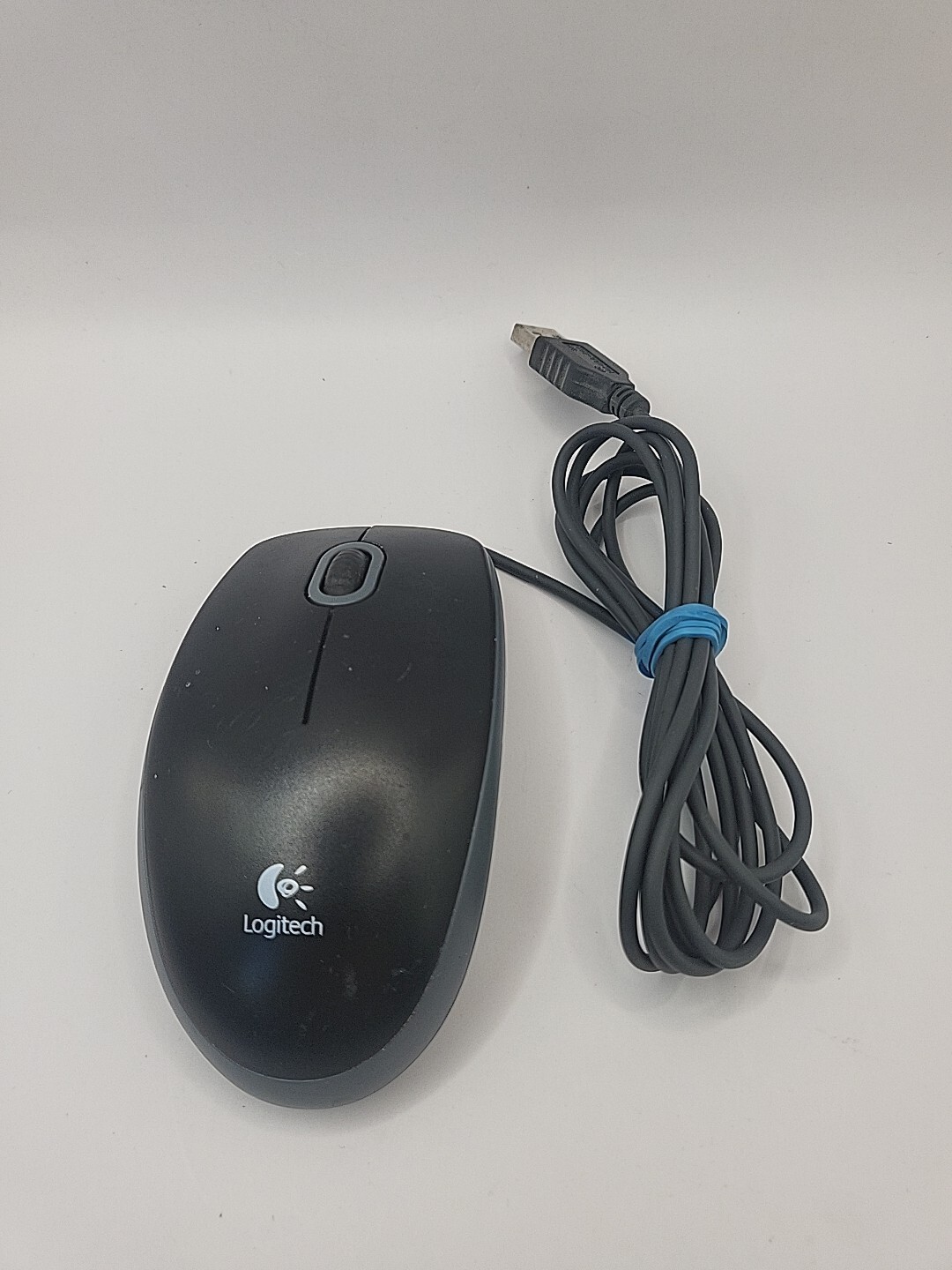 Logitech M-U0026 M100 Wired Optical USB Computer Mouse Black/Gray P/N 810-002182