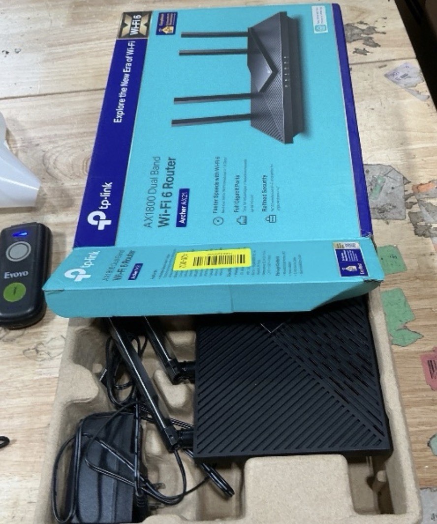 TP-Link Wifi 6 Router AX1800  Archer AX21 - new in box