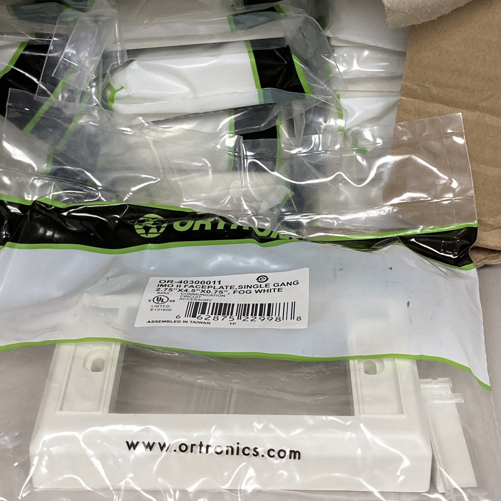 Qty 13: Legrand Ortronics IMO II Faceplate Module, Singel Gang, Fog White