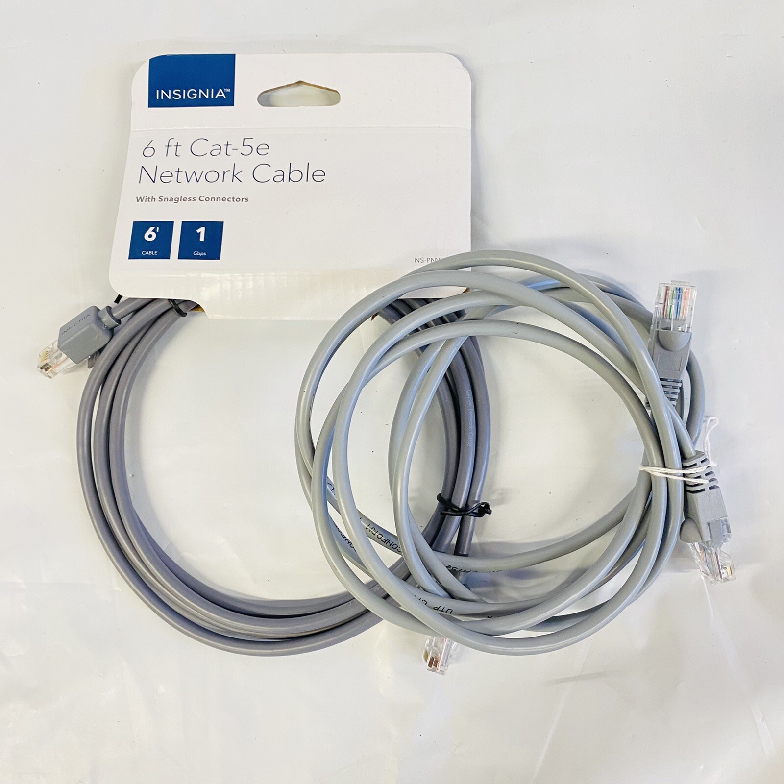 Insignia Cat-5e Network Cable With Snag less Connector NS-PNW5506 6ft Lot of 2
