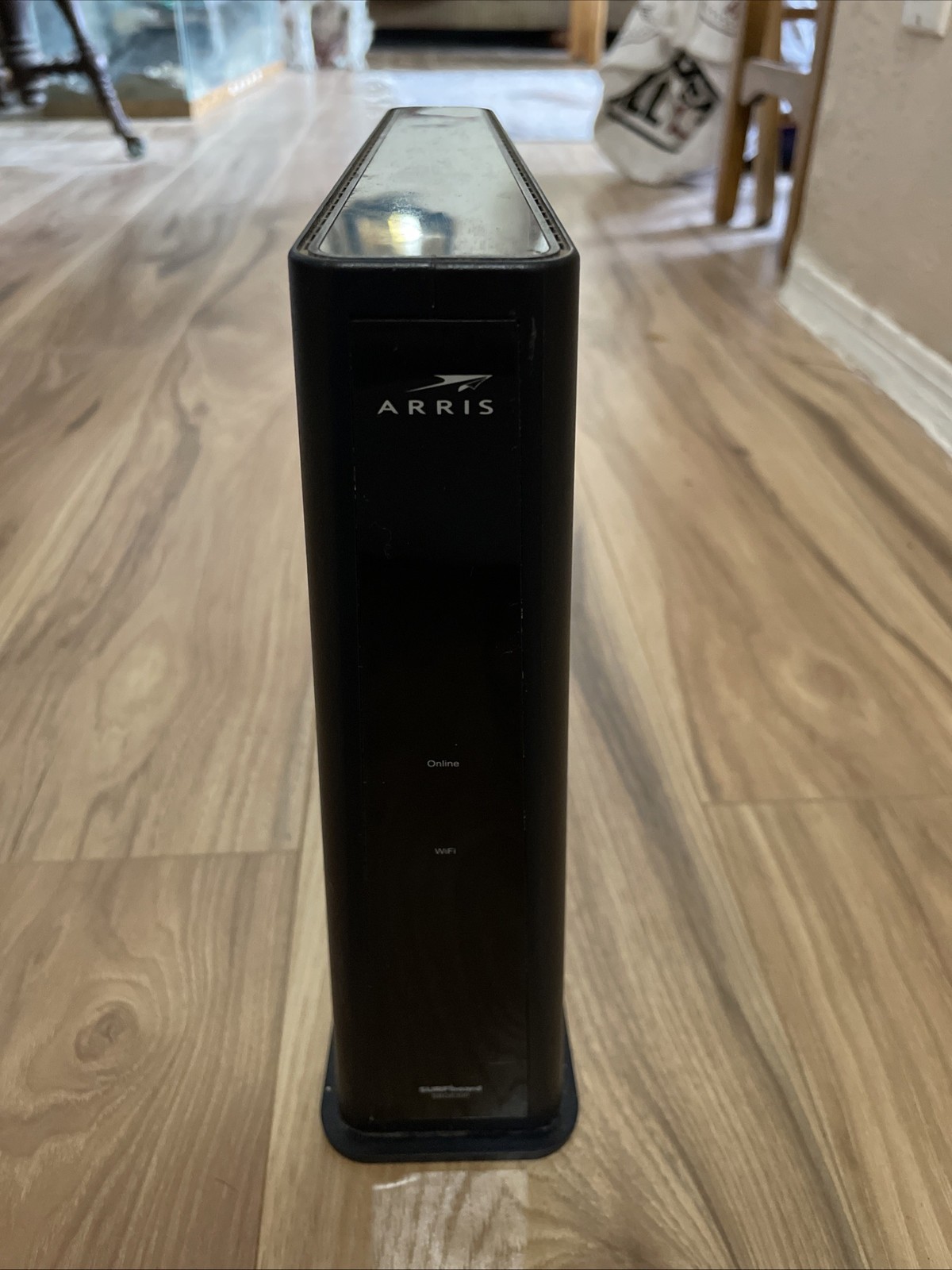ARRIS SBG 8300 Surfboard Cable Modem and Wireless Router