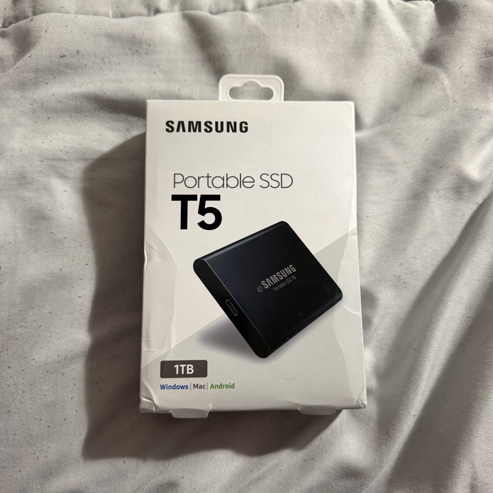 Samsung T5 1 TB USB 3.1 Gen 2 External Portable SSD Hard Drive (MU-PA1T0B) - NEW
