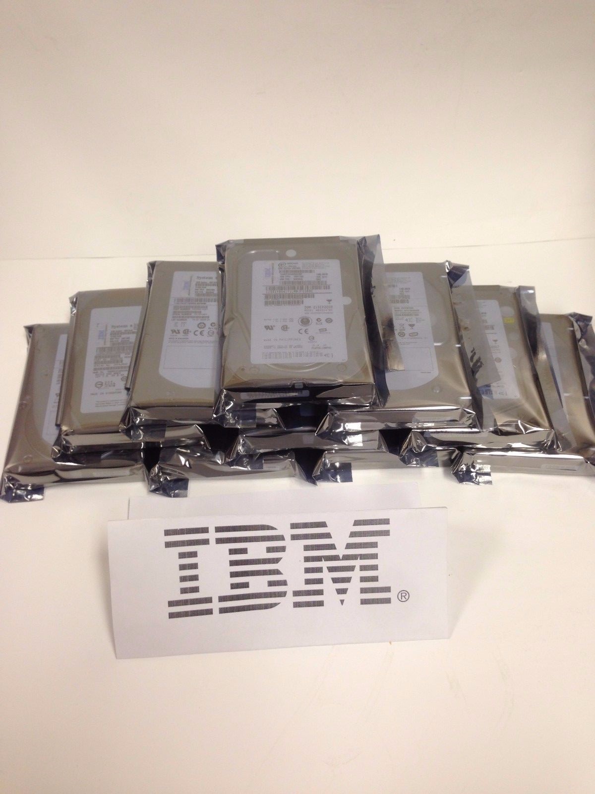 IBM 33P3375 146GB 10K U320 SCSI DRIVE