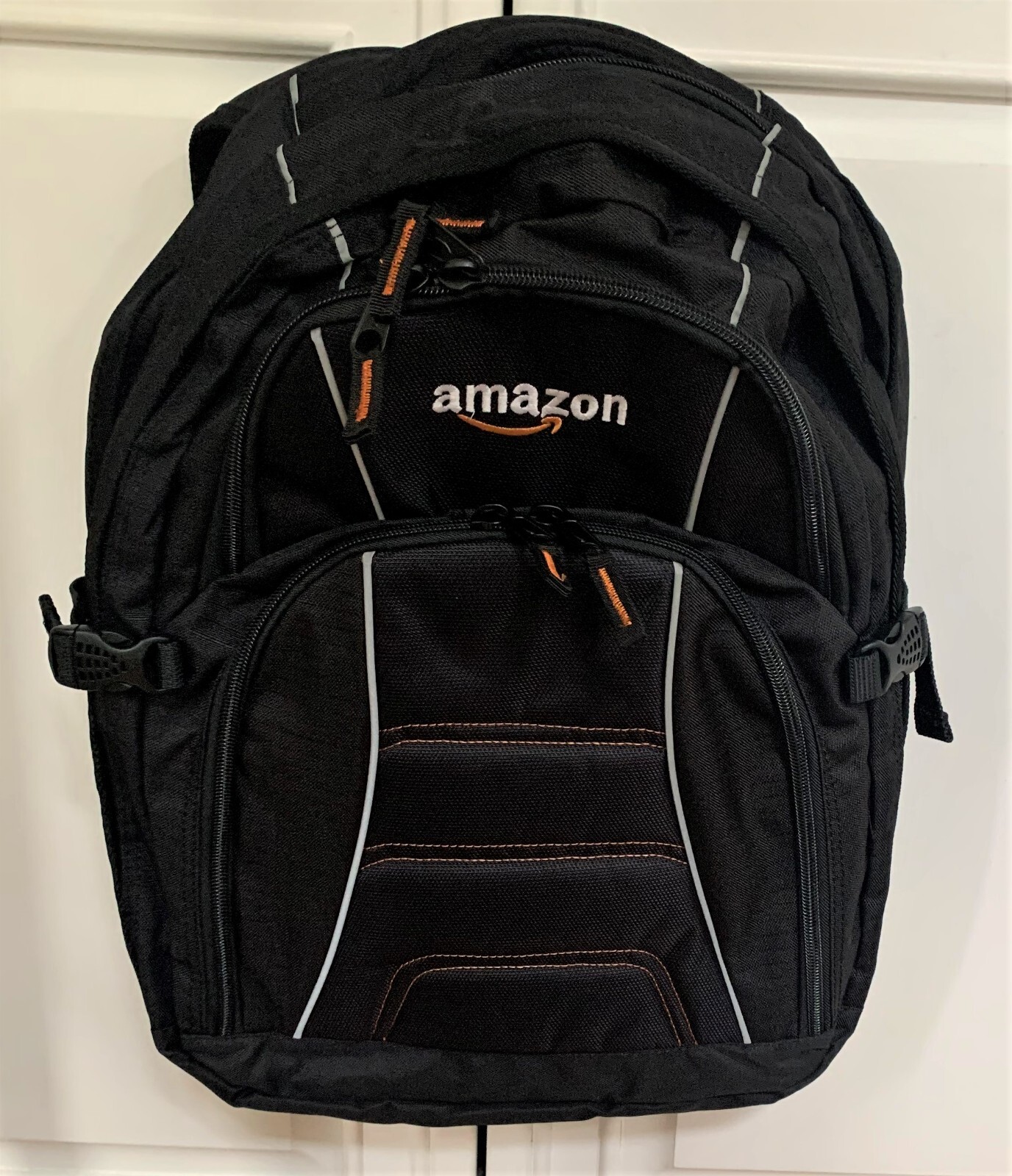 Amazon Basics Laptop Backpack - Fits Up to 17-Inch Laptops, black