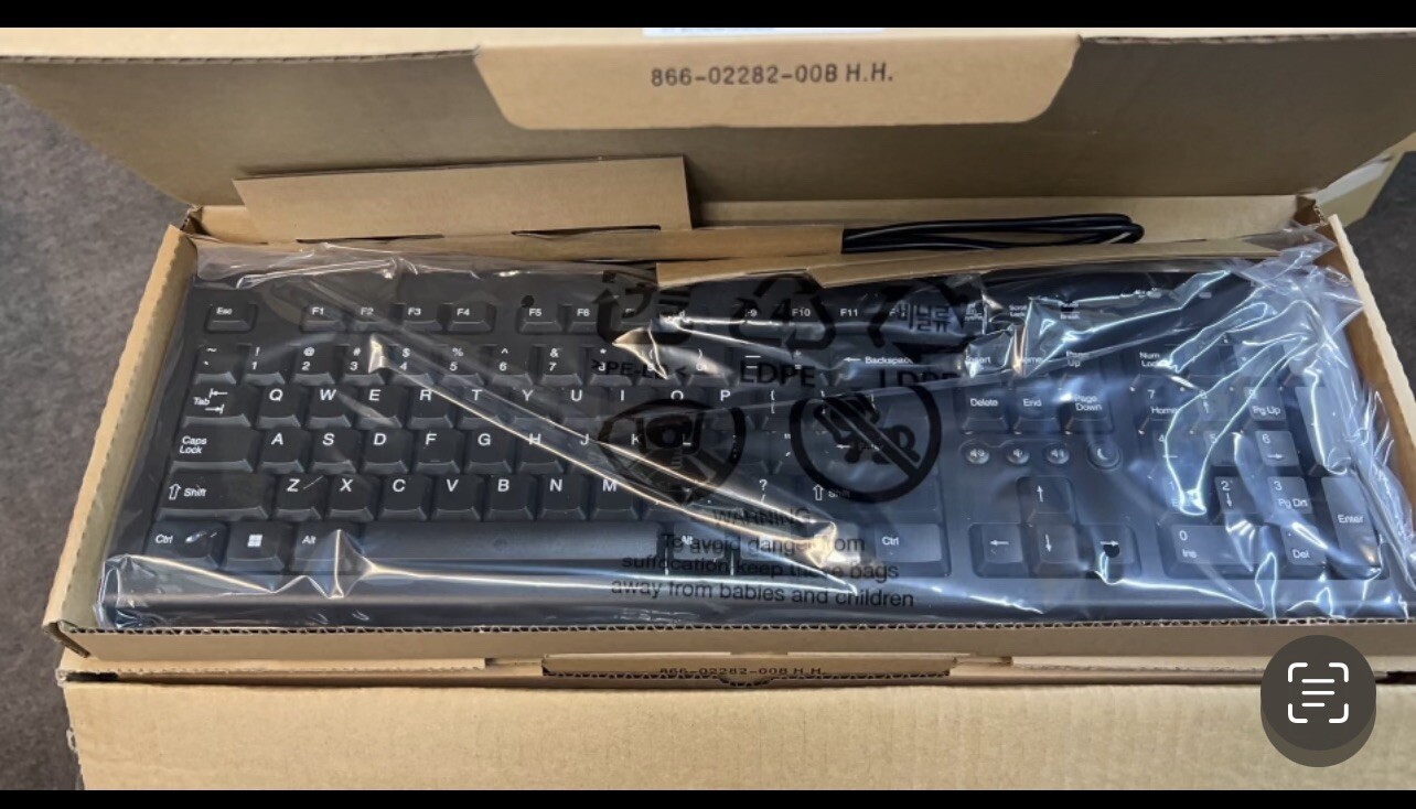 Lot of 16 - NEW HP SK-2086 WIRED USB FULL STANDARD DESKTOP KEYBOARD 697737-001