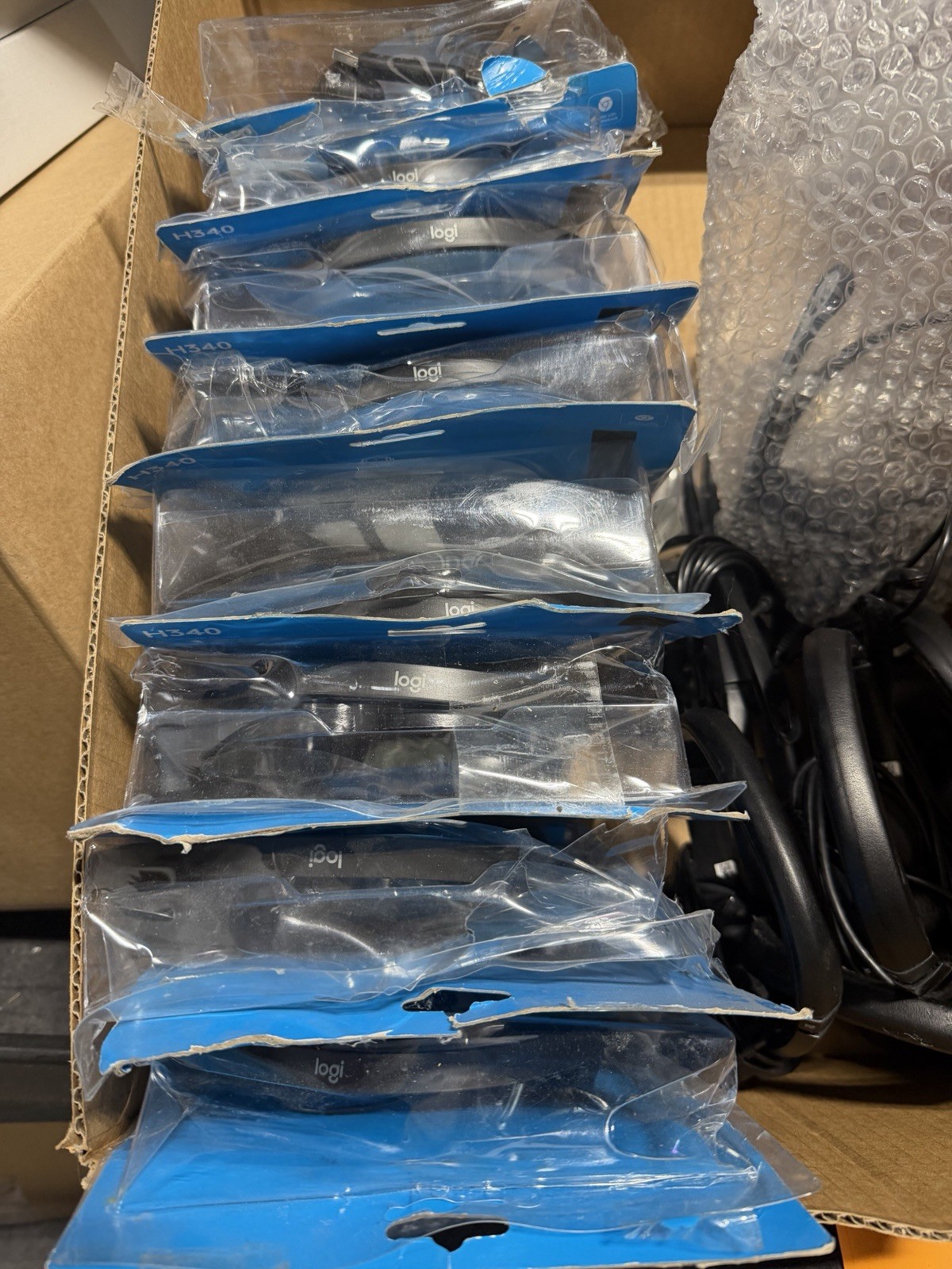 LOT OF 9   Logitech H340 Headset