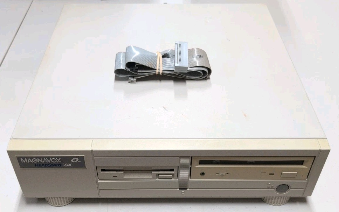Vintage Magnavox SX HeadStart CD-ROM Computer - Powers On - Please Read