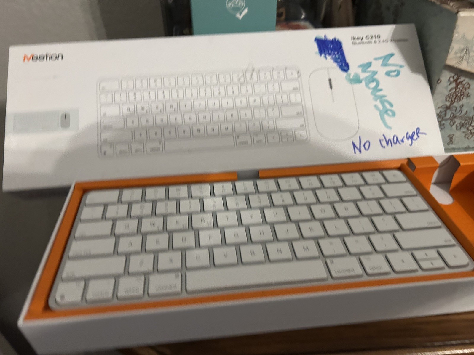 MEETION iKey C210 Wireless Bluetooth Keyboard no mouse or charger 