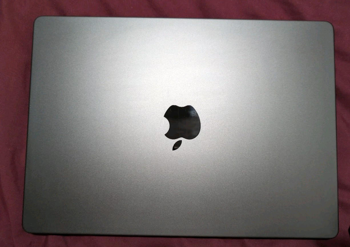 MACBOOK PRO (14, M4 PRO)14-Core CPU/ 20-Core GPU 14-inch (Late 2024) 1TB/LOCKED