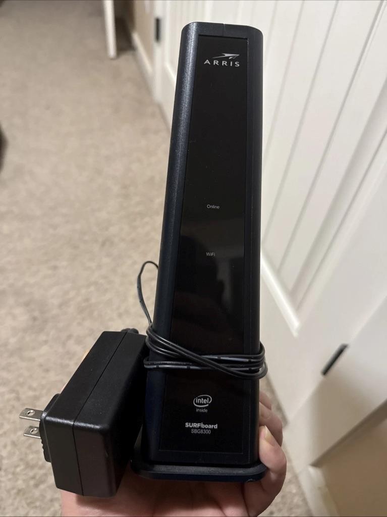 ARRIS SURFboard SBG8300 Cable Modem & Wi-Fi Router – DOCSIS 3.1 AC2350 *TESTED*