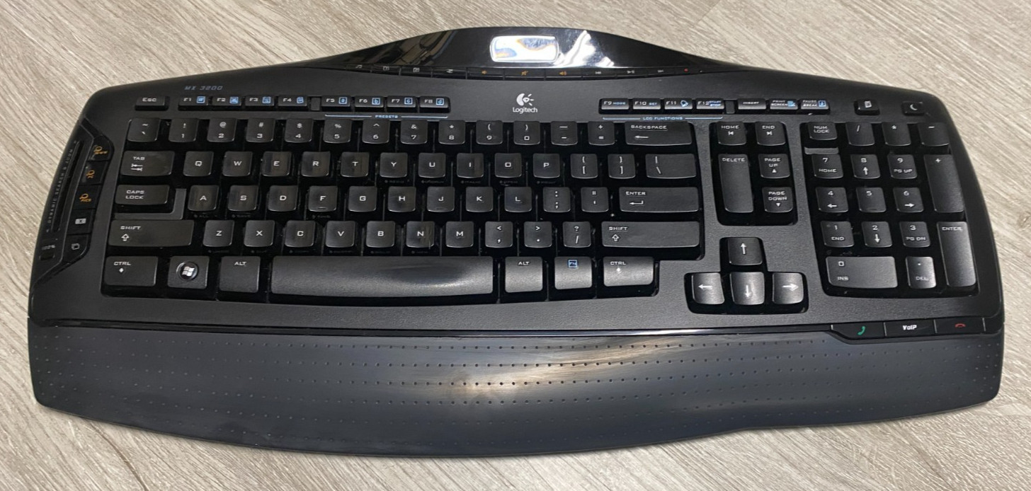 Logitech MX 3200 Wireless Ergonomic Cordless Keyboard No Receiver Tested
