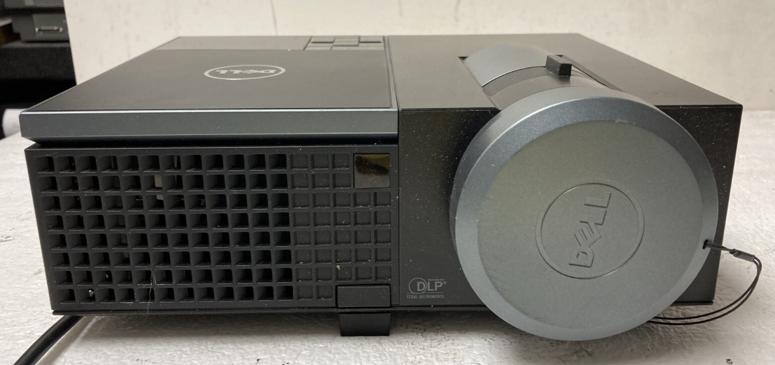 Dell 4320 Network DLP Projector 4300 ANSI Lumens Lamp Hour 706 & 1078