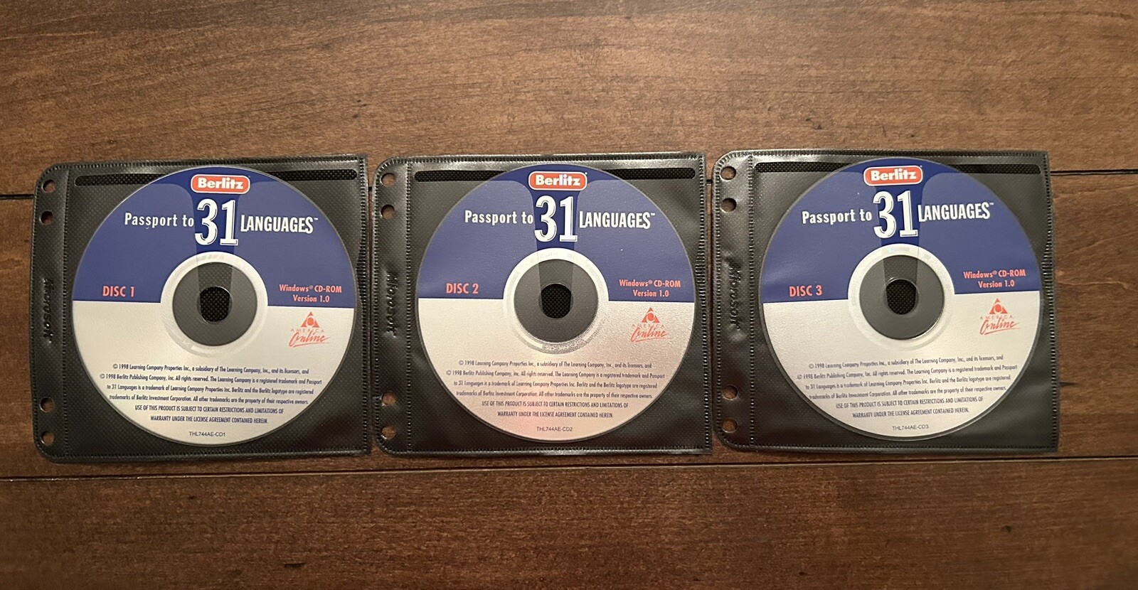 VTG PASSPORT TO 31 LANGUAGES 3 CD AUDIO COURSE-BERLITZ ESSENTIAL SKILLS Cd Set