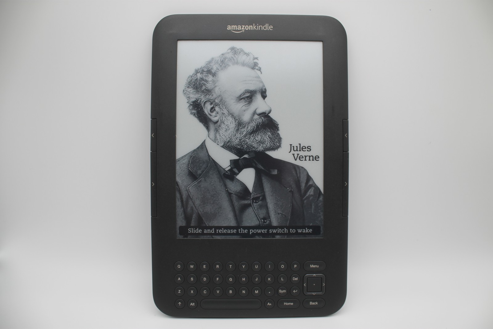 Amazon Kindle Keyboard D00901 3rd Gen 6" E-Ink Display Wi-Fi Digital E-Reader