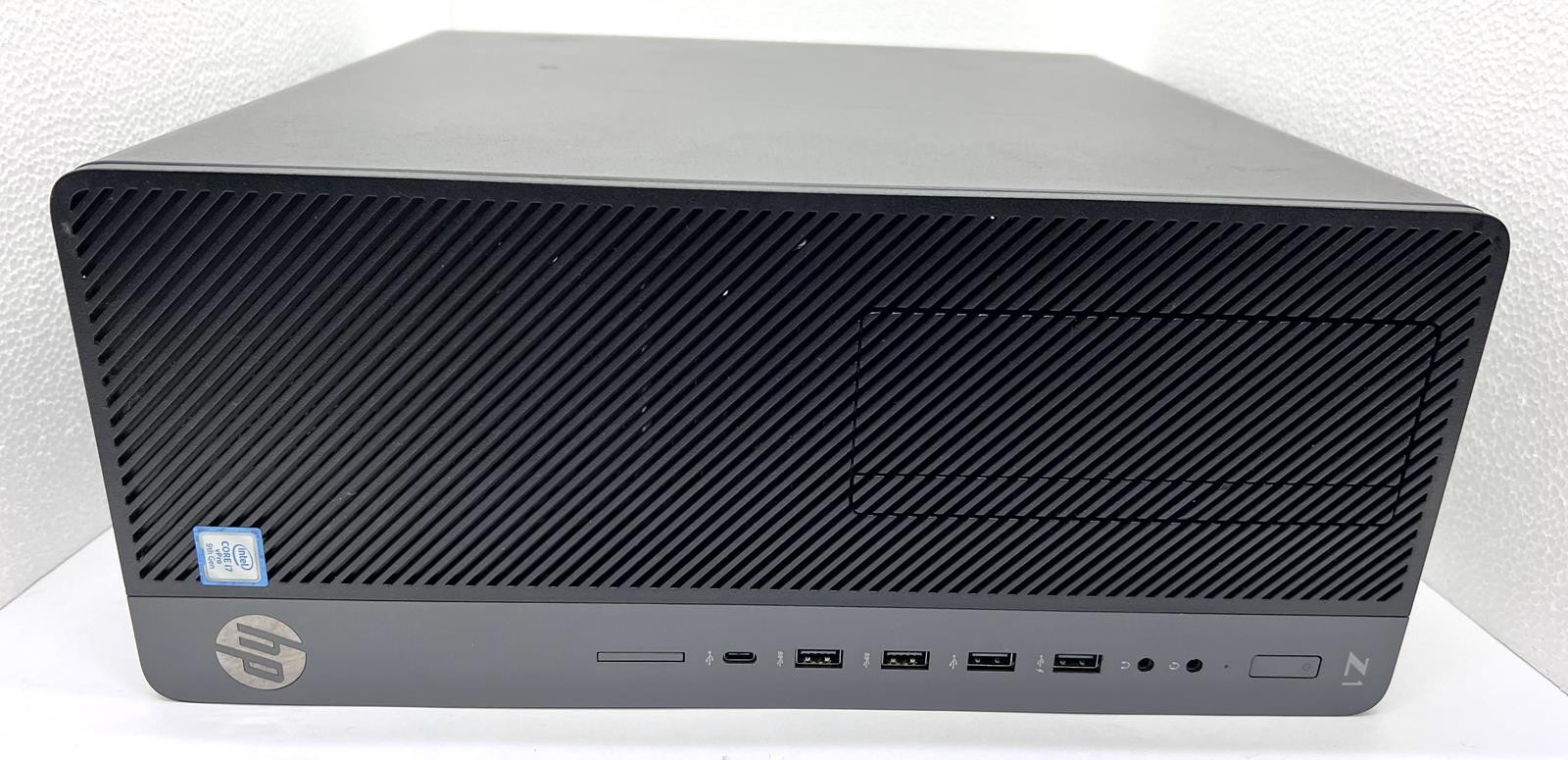 HP Z1 Entry Tower G5, Intel Core i7-9700 CPU @ 3.00GHz, 16GB, 512GB NVMe 5769