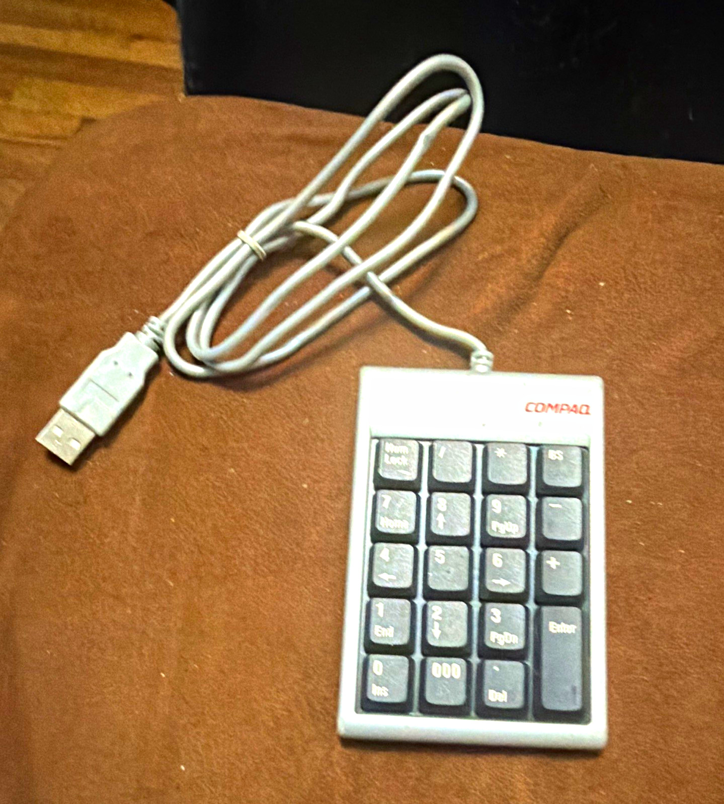 Compaq USB Wired Slim Line Numeric Keypad CPQ19NKP Silver/Black English