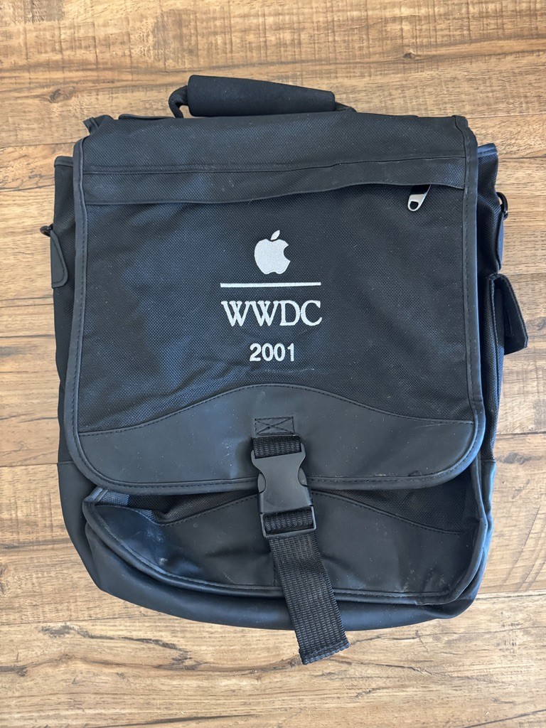 Official Apple Laptop Bag from WWDC 2001