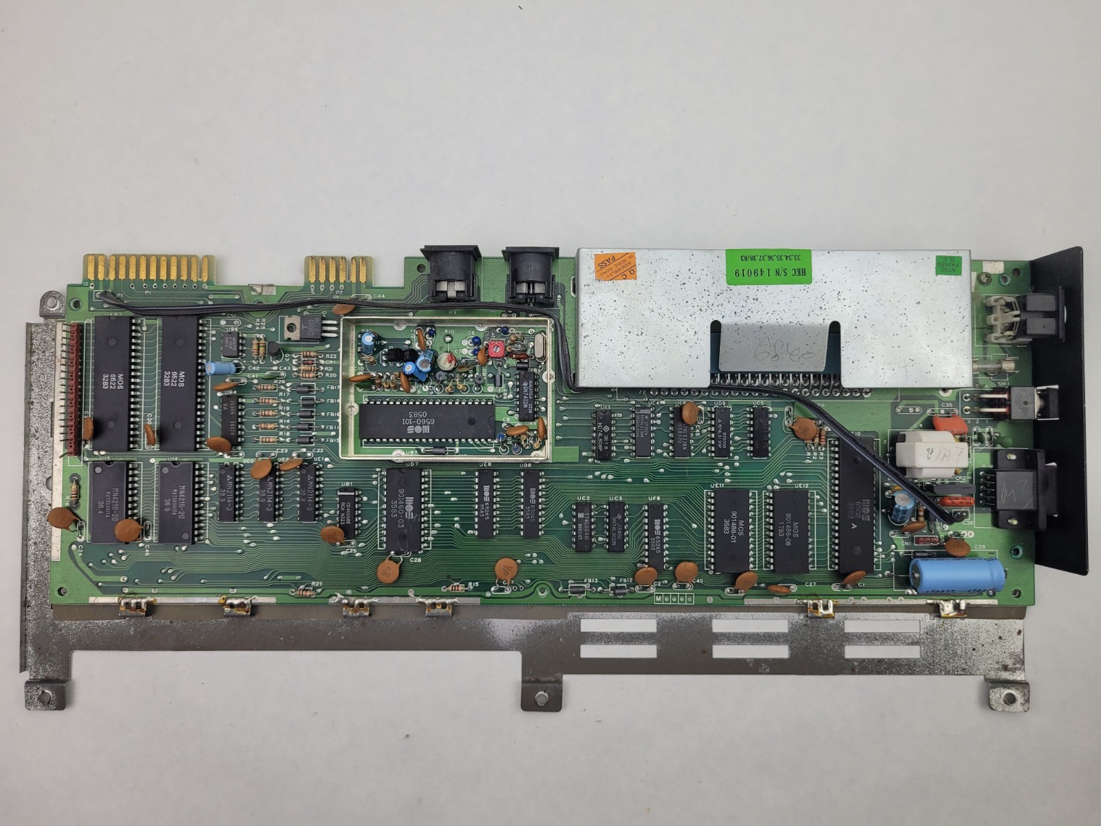 VIC-20 Motherboard Tested - Full Working - Includes VIC chip