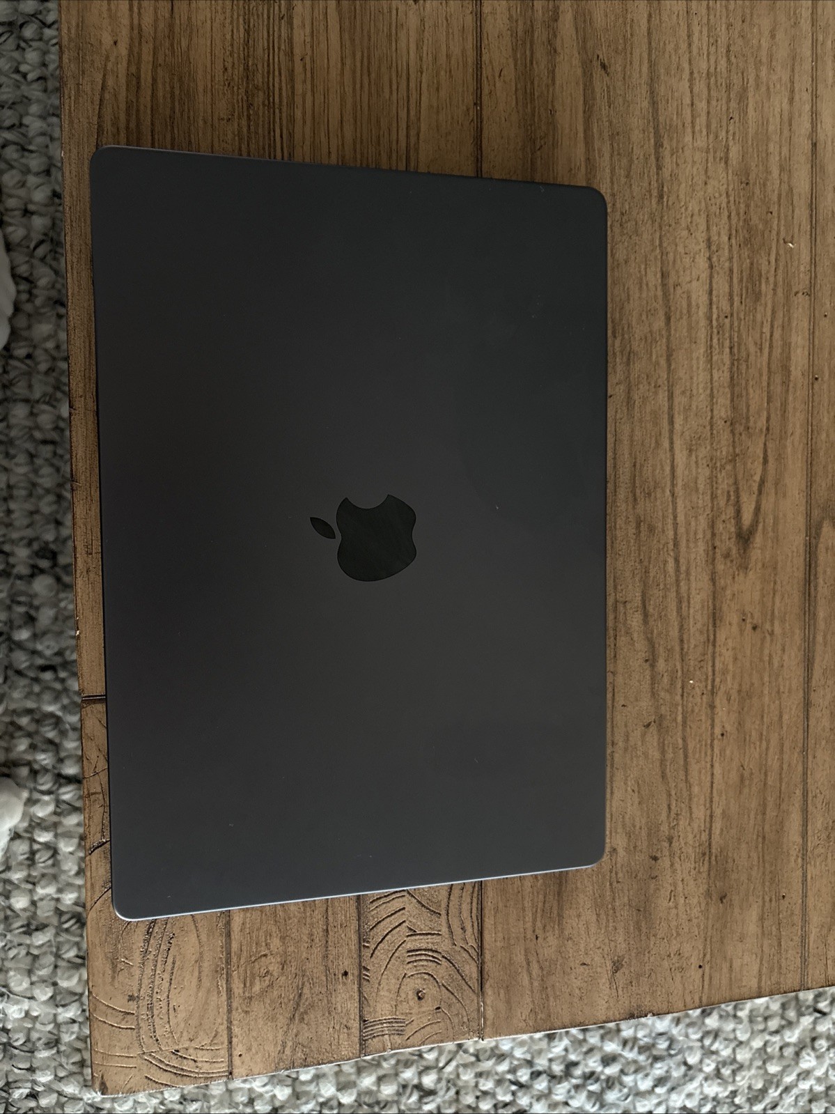 Mac Book Pro Barely Used 14 Inch 256GB SSD 8GB RAM