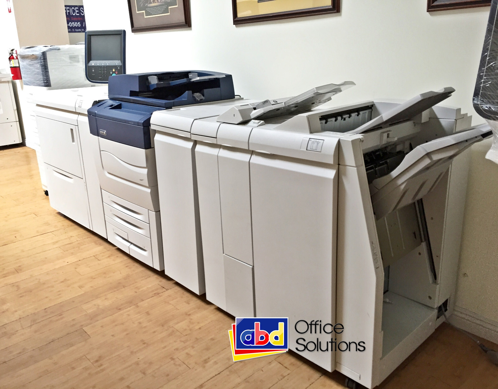 Xerox Color C70 Pro Oversize Feeder Std Finisher Fiery 75 ppm C60 162K Pages