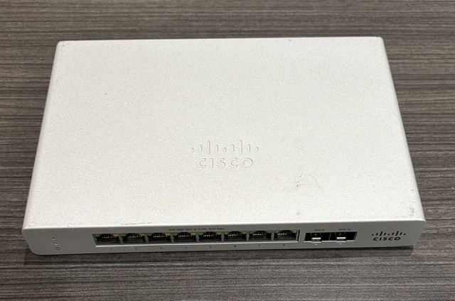 Cisco Meraki MS120-8LP-HW 8-Port PoE  Managed Switch UNCLAIMED -No Power Adapter