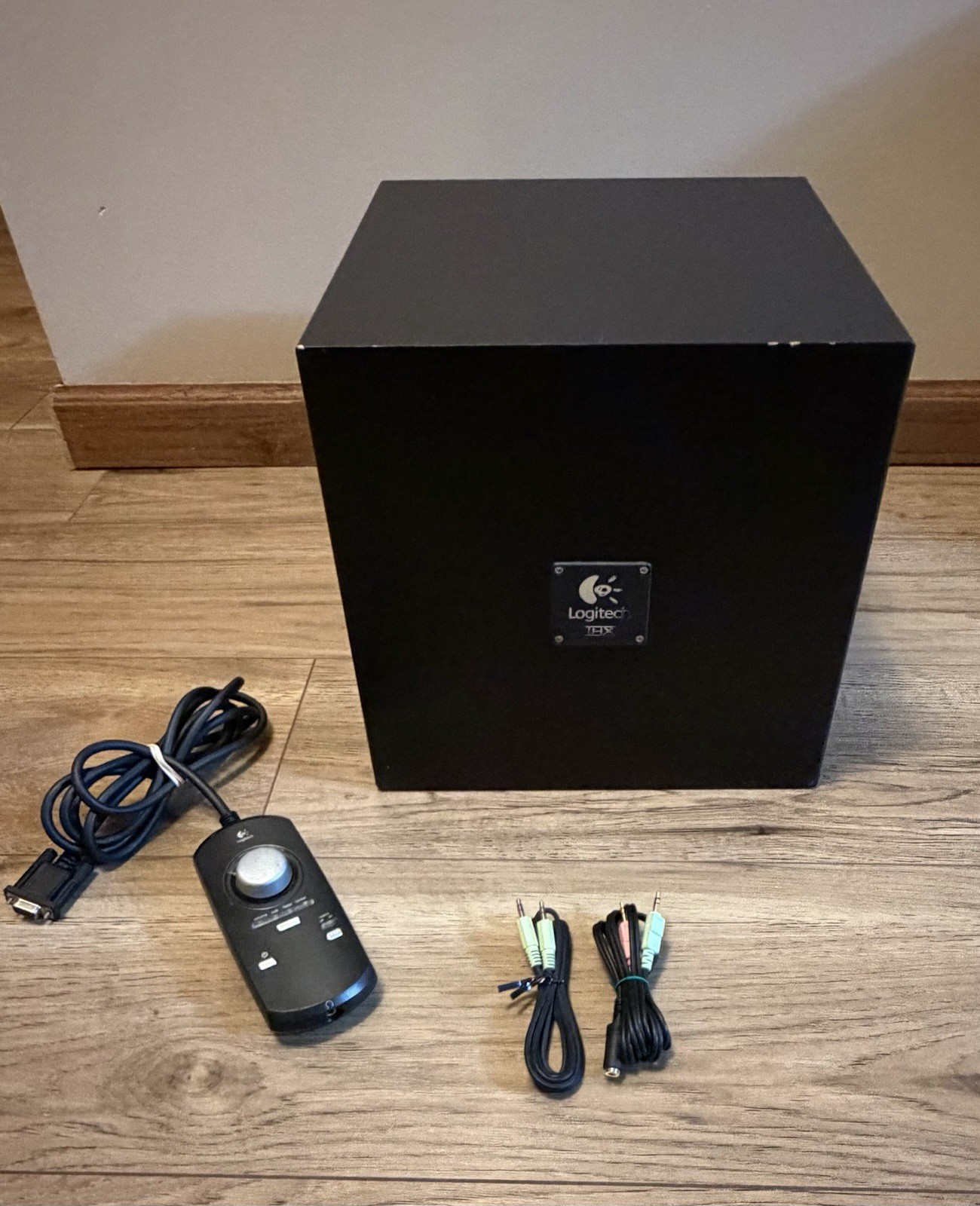 Logitech Z-5300 THX 5.1 Surround Sound Subwoofer & Control Pod (No Speakers)