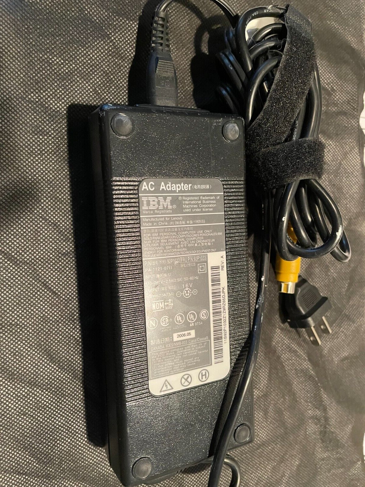 IBM AC Adapter IBM PN 92P1033